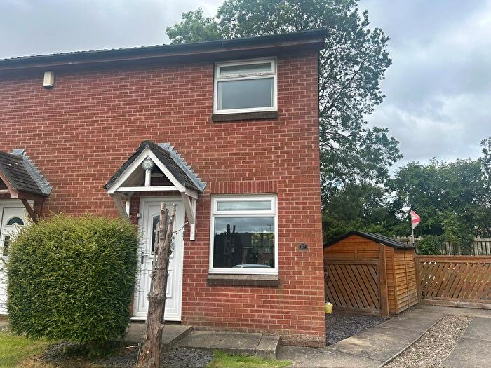 2 Bedroom End Of Terrace House For Sale In Cardinal Grove, Stockton-On-Tees, TS19