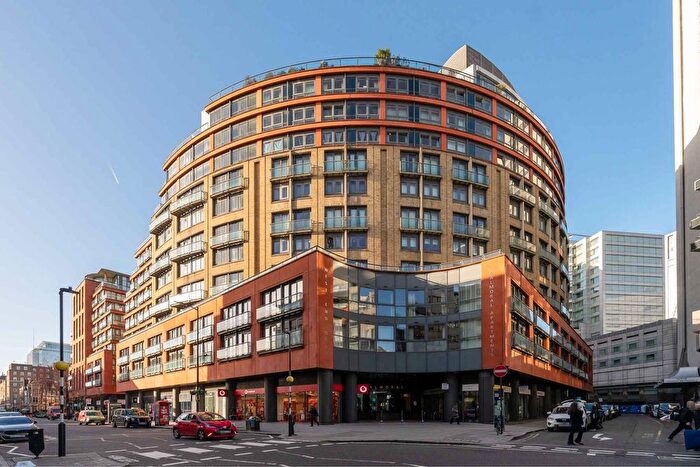 2 Bedroom Flat For Sale In Praed Street, London, W2