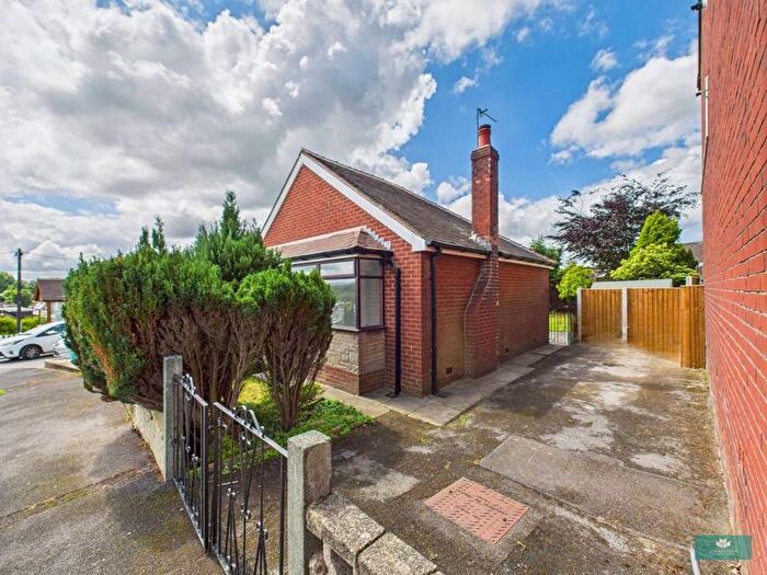 2 Bedroom Detached Bungalow For Sale In Trent Road, Shaw, OL2