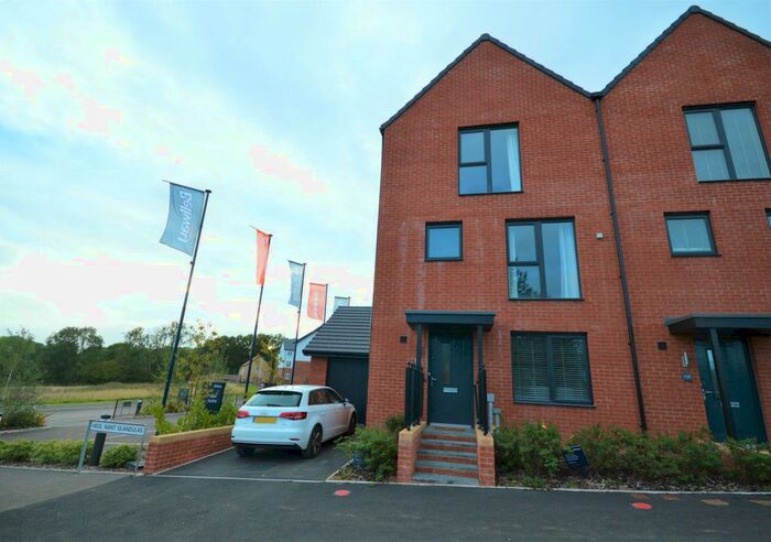 4 Bedroom Town House To Rent In Heol Nant Glandulas, Lisvane, Cardiff, CF14