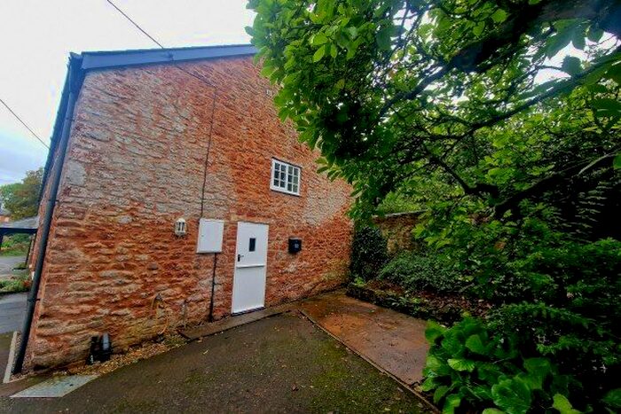1 Bedroom Flat To Rent In Ash Priors, Taunton, TA4