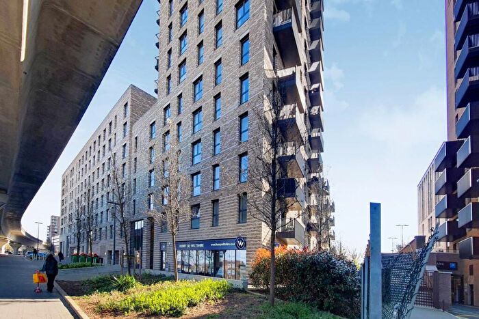 1 Bedroom Flat To Rent In Bramwell Way, Canary Wharf, London, E16