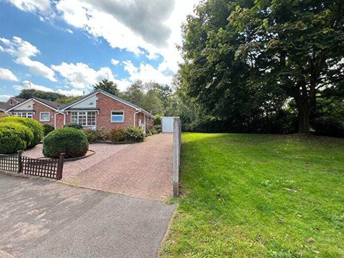 2 Bedroom Detached Bungalow For Sale In Westview Close, Leek, ., ST13