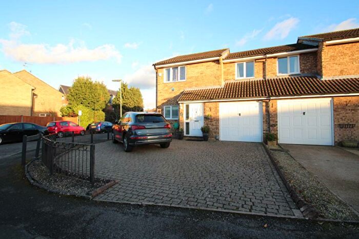 3 Bedroom Terraced House To Rent In Hersham, KT12