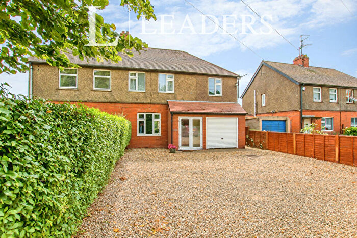 4 Bedroom Semi-Detached House To Rent In Spalding Road, PE12