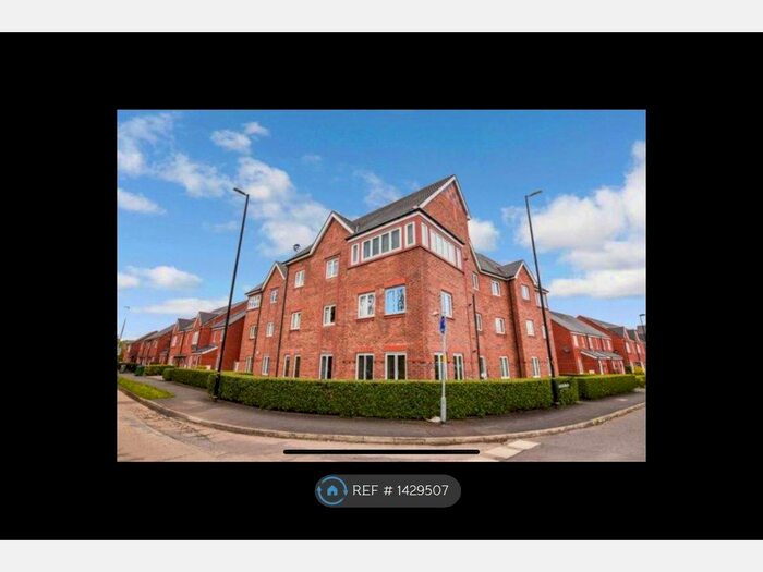 2 Bedroom Flat To Rent In Draybank Road, Broadheath, Altrincham, WA14