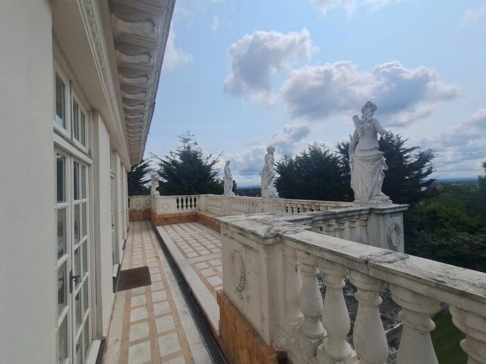 1 Bedroom Flat To Rent In The White House, Park View Road, Ealing, London, W5