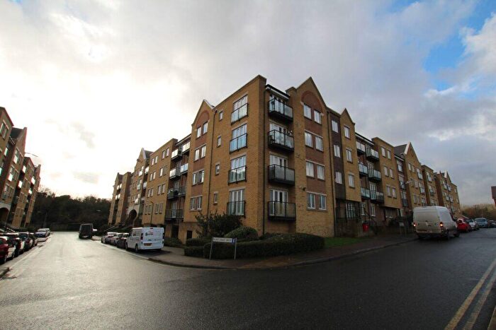 2 Bedroom Apartment To Rent In Black Eagle Drive, Northfleet, Gravesend, DA11