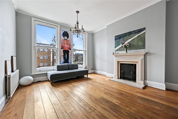 1 Bedroom Flat For Sale In Russell Road, London, W14