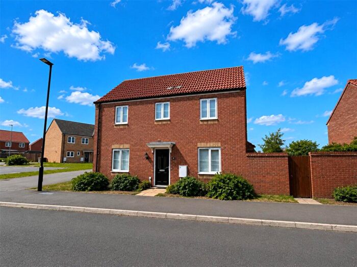 3 Bedroom Detached House For Sale In Plumpton Chase, Bourne, Lincolnshire, PE10