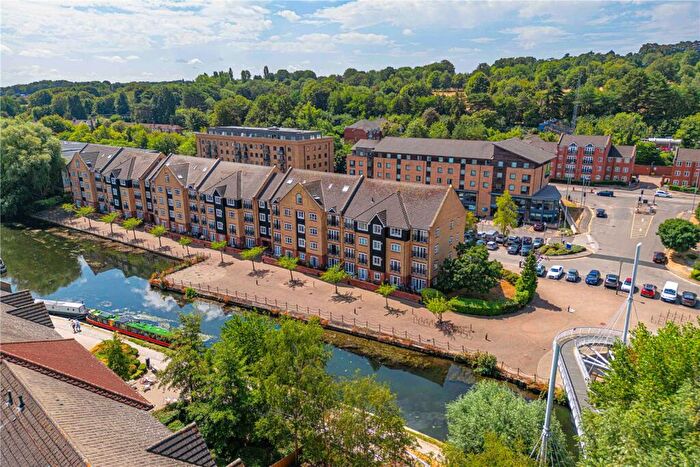 3 Bedroom Penthouse For Sale In Longman Court, Stationers Place, Hemel Hempstead, Hertfordshire, HP3