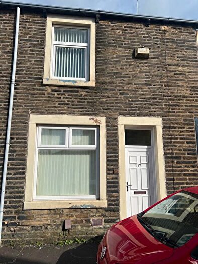 2 Bedroom Terraced House To Rent In Waterbarn Street, Burnley, BB10