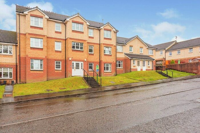 2 Bedroom Flat To Rent In Cumbrae Drive, Falkirk FK1