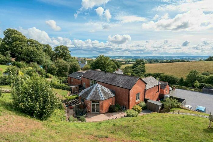3 Bedroom Semi-Detached House For Sale In Livingshayes Road, Silverton, Exeter, EX5