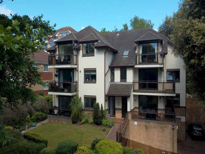 2 Bedroom Flat To Rent In Belle Vue Road, Lower Parkstone, BH14