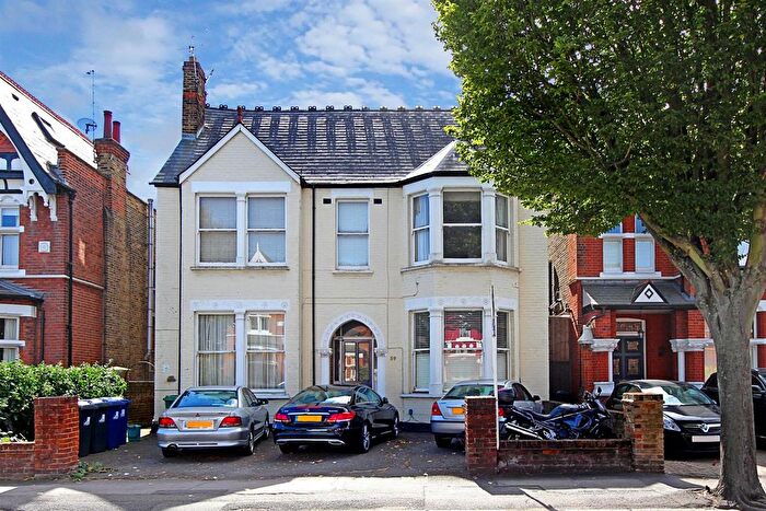 1 Bedroom Flat To Rent In Gordon Road, W5
