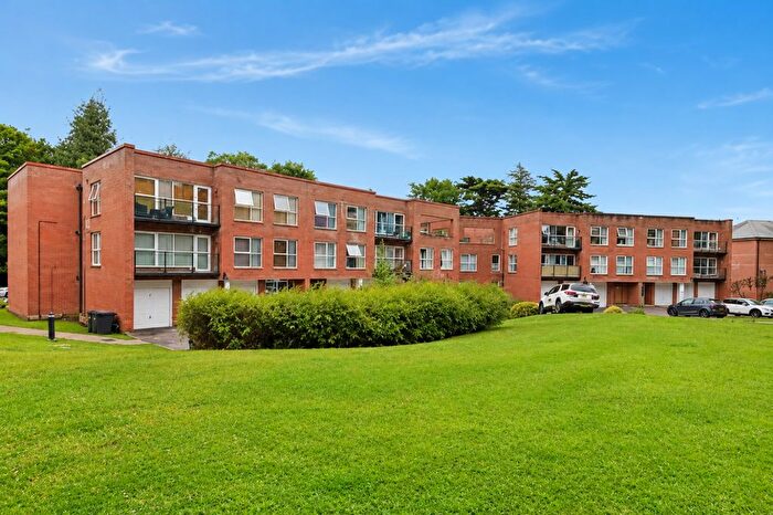 2 Bedroom Flat For Sale In St. Marys House, St. Crispin Drive, Northampton, Northamptonshire, NN5