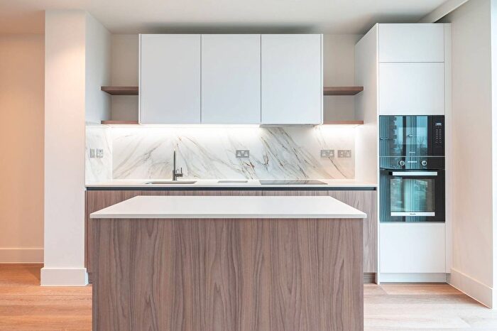 2 Bedroom Flat To Rent In West Hampstead Central, West Hampstead, London, NW6