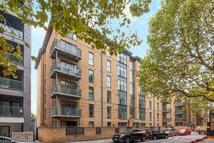 2 Bedroom Flat To Rent In Sandover House, Spa Road, Tower Bridge, Bermondsey, Shad Thames, London, SE16