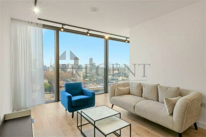 3 Bedroom Apartment To Rent In Valencia Tower, Bollinder Place, EC1V