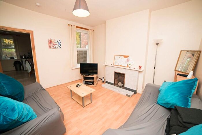 4 Bedroom Property To Rent In Lenton Boulevard, Nottingham, Nottinghamshire, NG7