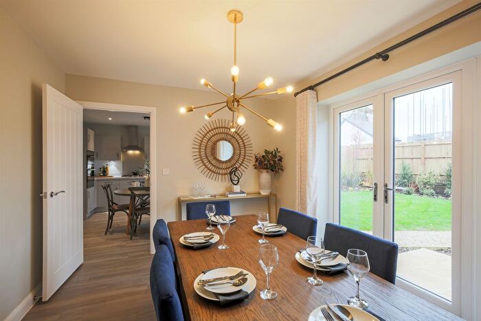 4 Bedroom Detached House For Sale In Snowdon Grange, Chard, TA20