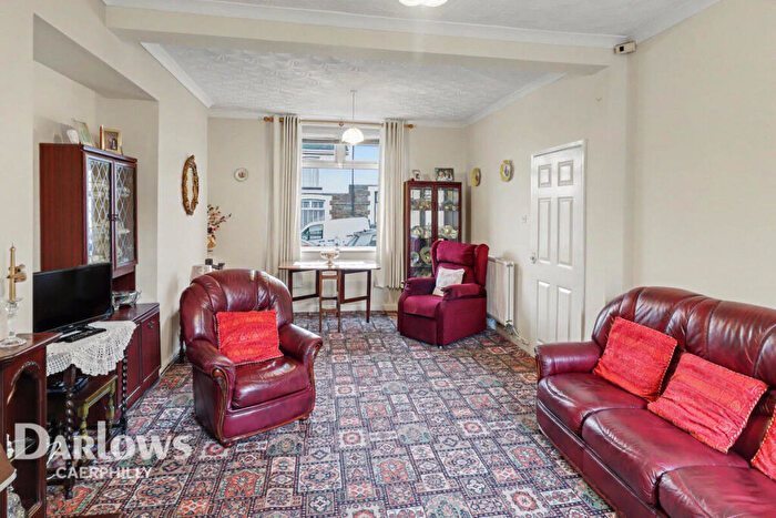 2 Bedroom Terraced House For Sale In Llwyn On Street, Caerphilly, CF83