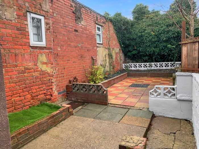 2 Bedroom Terraced House To Rent In Dalestorth Street, Sutton-In-Ashfield NG17