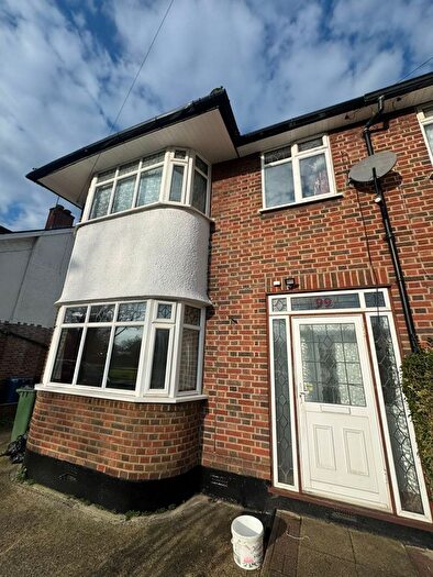 3 Bedroom Semi Detached House To Rent In Alexandra Avenue, Harrow, HA2