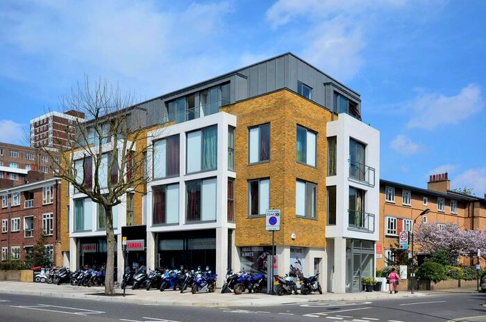 1 Bedroom Flat To Rent In Westwick Gardens, Hammersmith, London, W14