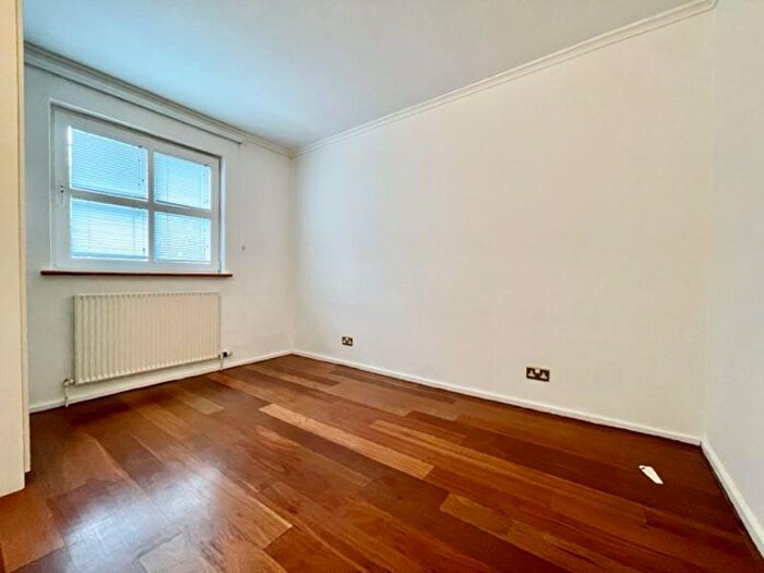 4 Bedroom House To Rent In Queen Of Denmark Court, SE16