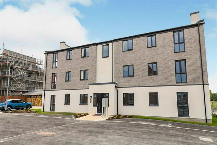 2 Bedroom Flat To Rent In Bedroom Property In Hawes Way, Rotherham, S60