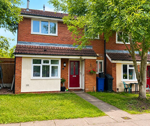 2 Bedroom End Of Terrace House For Sale In Dadford View, Brierley Hill, West Midlands, DY5