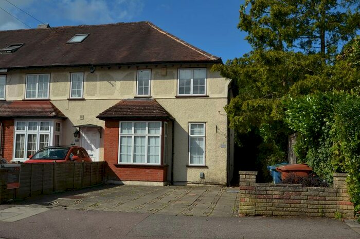 3 Bedroom Semi-Detached House To Rent In Elm Park, Stanmore, HA7