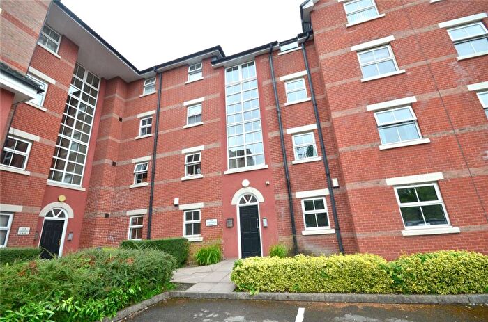 2 Bedroom Apartment To Rent In Capitol Court, Parrs Wood Road, Didsbury, Manchester, M20