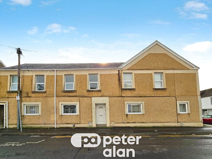 2 Bedroom Flat To Rent In Oxford Street, Swansea, SA1