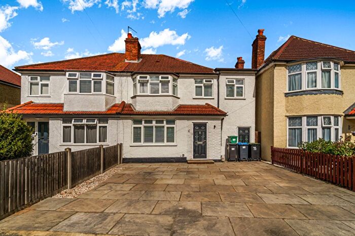 4 Bedroom Semi Detached House For Sale In Ravenswood Avenue, Surbiton, KT6