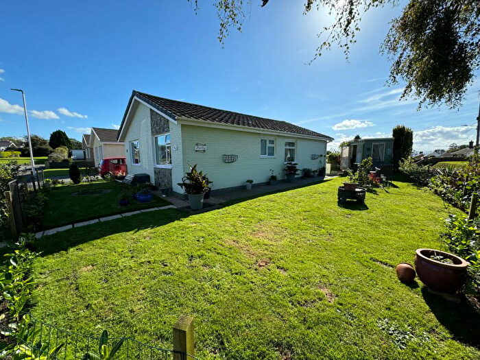 3 Bedroom Detached Bungalow For Sale In Dolwerdd Estate, Penparc, Cardigan, SA43