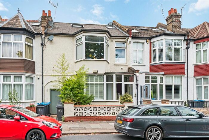 1 Bedroom Flat For Sale In Strathearn Road, Wimbledon, SW19