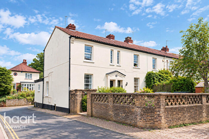 2 Bedroom Maisonette To Rent In Heigham Grove, Norwich, NR2