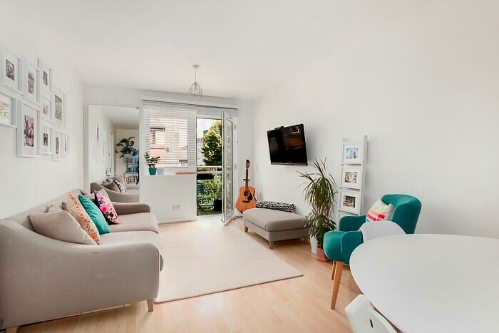 2 Bedroom Flat To Rent In Cartwright Street London, E1