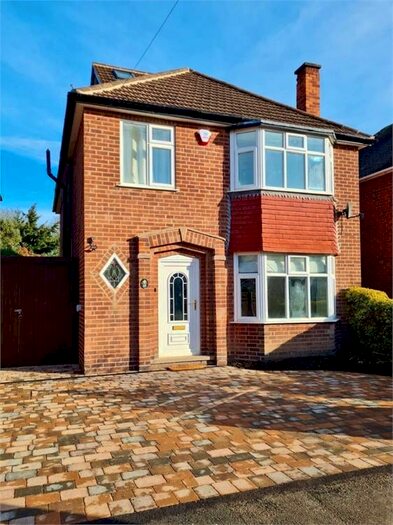 5 Bedroom Detached House To Rent In Russell Avenue, Wollaton, Nottingham, NG8