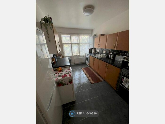 3 Bedroom Terraced House To Rent In Cumberland Road, London, E13
