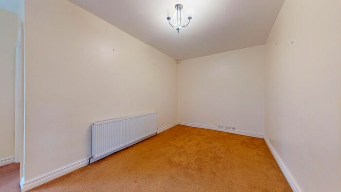 3 Bedroom Semi-Detached House For Sale In Westhope Road, South Shields, NE34