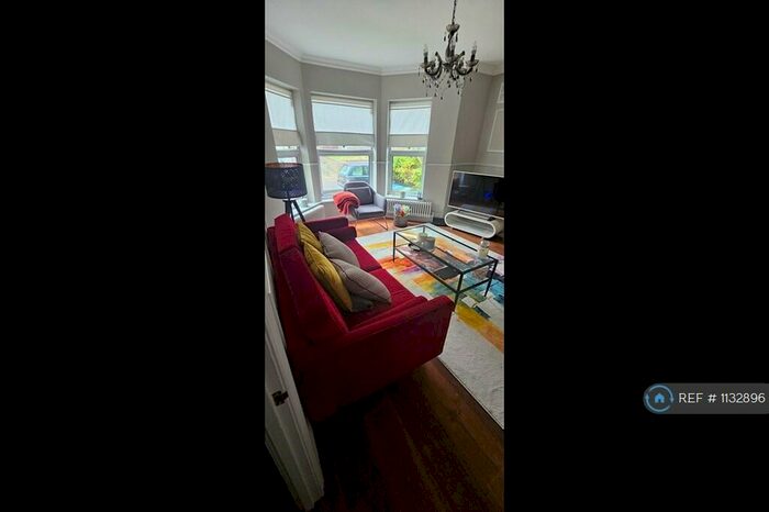 1 Bedroom Flat To Rent In Wellington Gardens, Charlton, SE7