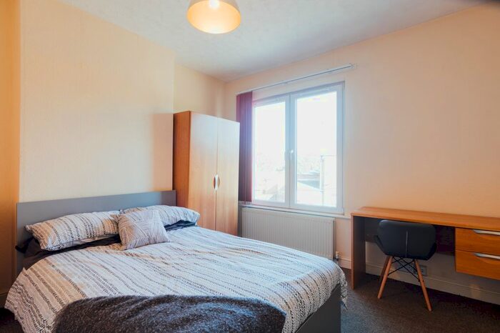 4 Bedroom Flat To Rent In Rosebery Street, Loughborough LE11