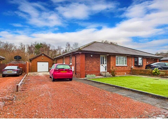 3 Bedroom Semi Detached Bungalow For Sale In Beechwood Gardens, Blackburn, EH47