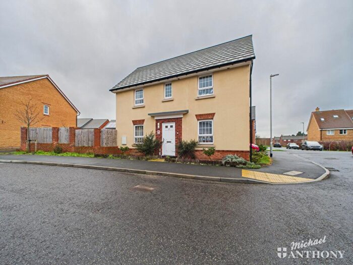 3 Bedroom Detached House For Sale In Alexander Way, Leighton Buzzard, Bedfordshire, LU7