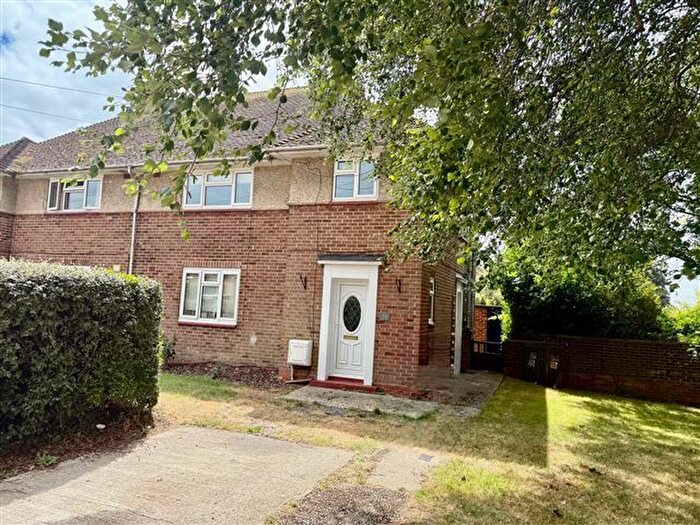 2 Bedroom Flat To Rent In Bramble Lane, Worthing, West Sussex, BN13