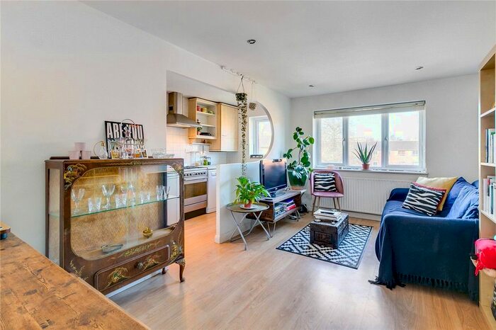 1 Bedroom Flat To Rent In Wilkinson Way, Acton Green, W4